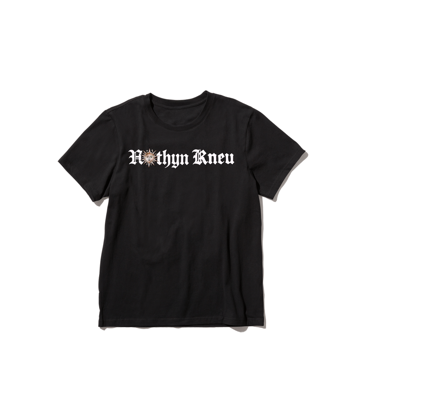NOTHYN KNEU CREST TEE (BLACK)