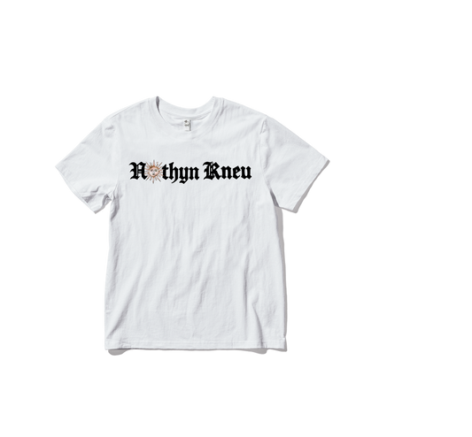NOTHYN KNEU CREST TEE (WHITE)